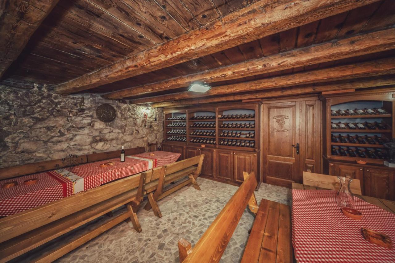 Apartments "Old House Pajovic" Вирпазар Экстерьер фото
